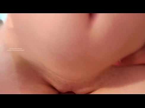 ❤️ Nukuin siskoni huoneessa ja niin heräsin siihen Porno at us fi.porngifmag-com.ru ❤