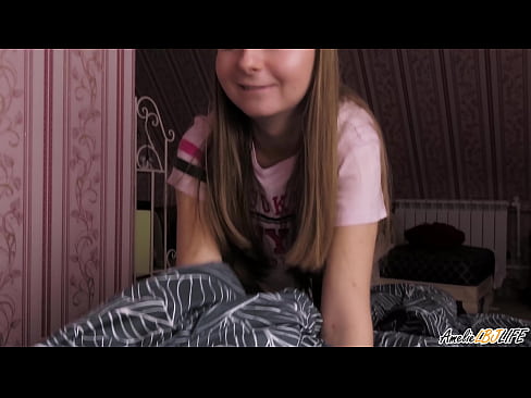 ❤️ Blondi imee hänen BFF:nsä syvälle ja saa spermaa suuhunsa Porno at us fi.porngifmag-com.ru ❤